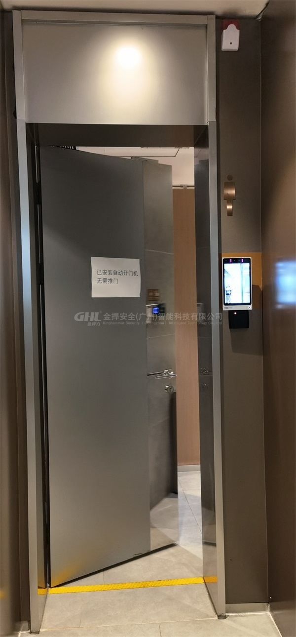 人臉識別自動開門機