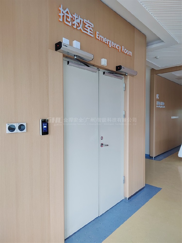 無接觸人臉識別自動平開門機·廣州市婦女兒童醫(yī)療中心增城院區(qū)