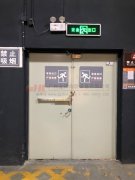 如何規(guī)范使用逃生門鎖