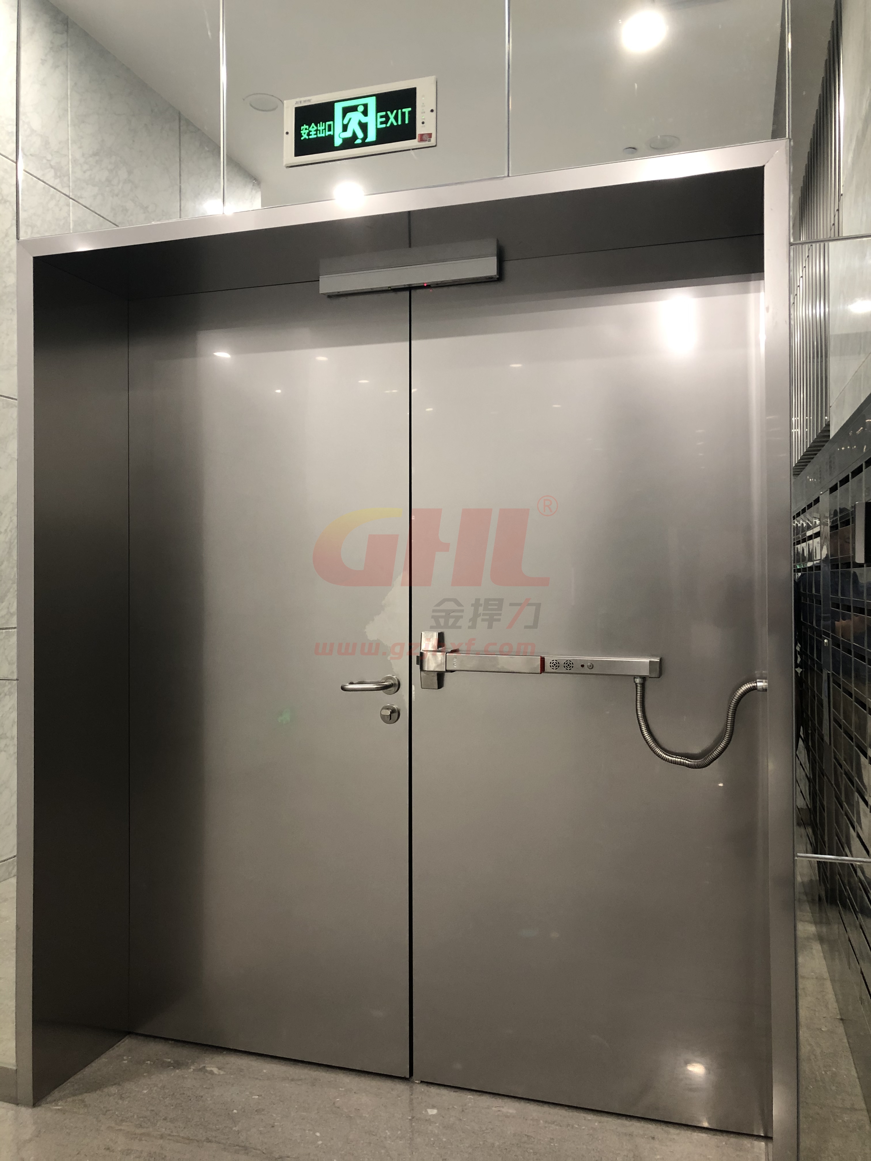 中山利和廣場升級布局“金捍力”消防聯(lián)動逃生鎖