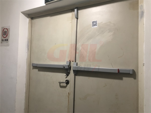 萬(wàn)達(dá)廣場(chǎng)通過(guò)二維碼管理防火門(mén)和推桿鎖