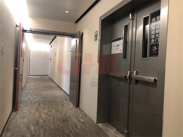 廣州西塔通道門安裝金捍力電磁門吸